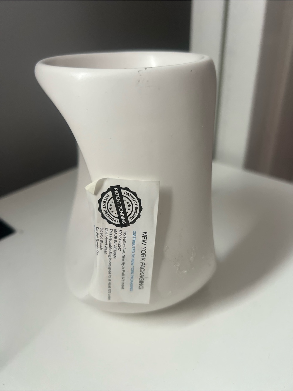 The BODY SHOP White Modern Sleek Oil Burner & Wax Melt 4.5” Ceramic - Picture 4 of 6